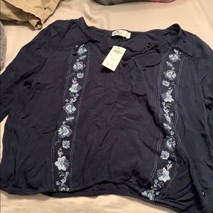 Hollister shirt!